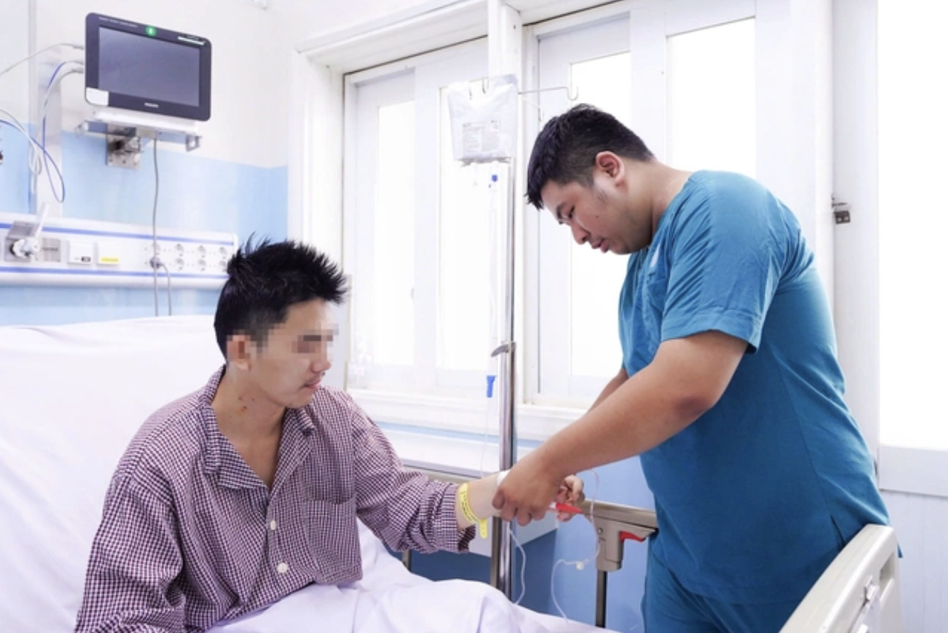 Đang chơi cầu lông, nam thanh niên 32 tuổi bất ngờ ngừng tim: Cảnh báo viêm cơ tim cấp ở người trẻ